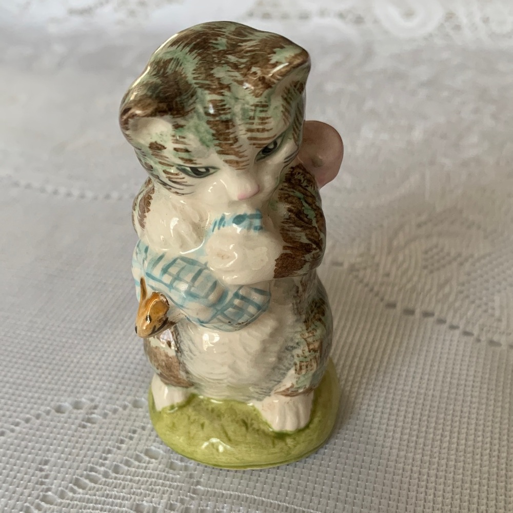 Royal Albert Miss Moppet Ceramic Cat Figurine with Blue Yarn England